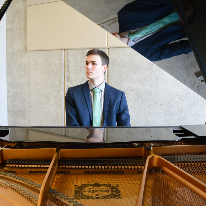 Jordan Dyck, 2026 Pattison Piano competition winner