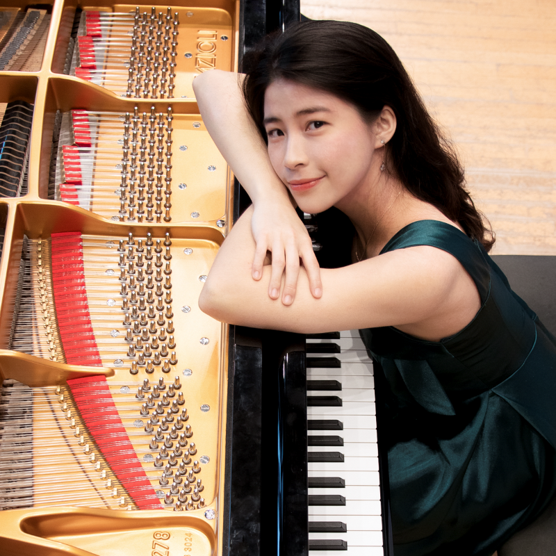 photo of Sabrina Chen